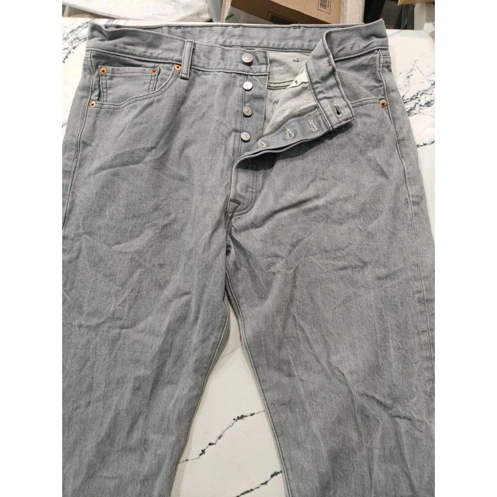 Vintage LEVI'S 501xx Men’s ButtonFly 36x30 Jeans Y2K Light Grey